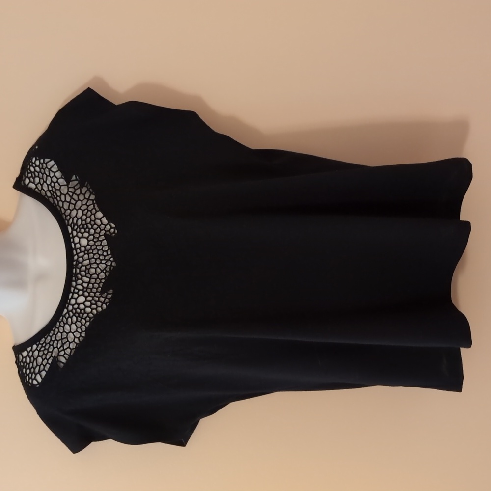 Rafaella Ladies Sleeveless Blouse With Rounded Collar And Lace